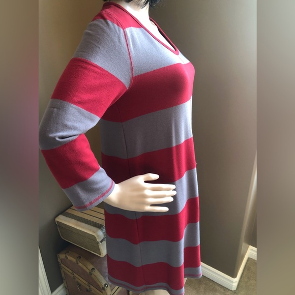 Jessica Simpson Gray and Red Dress/Tunic Top - Picture 3 of 8